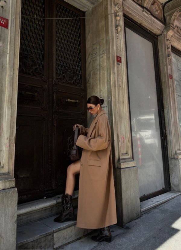 Chic Oversize Coat - Image 13
