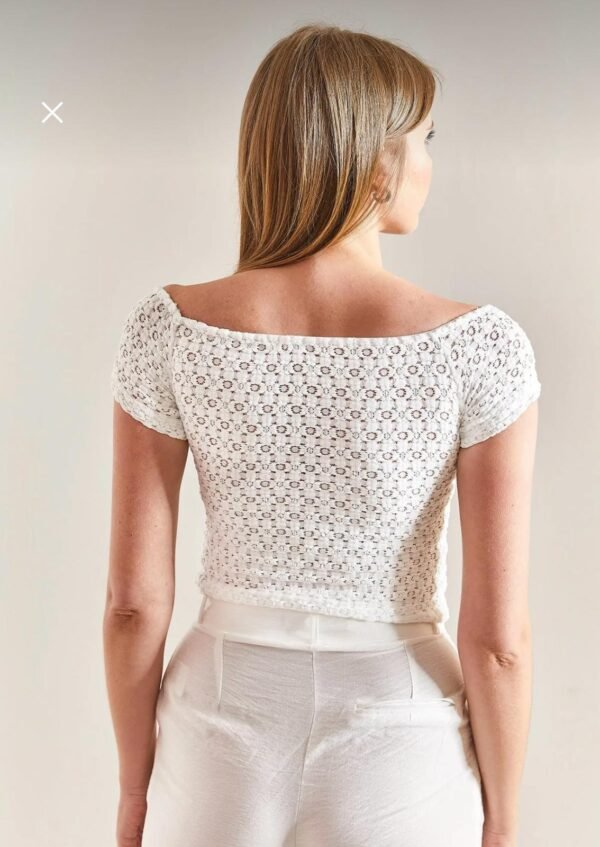 Lace Detail Crop - Image 17