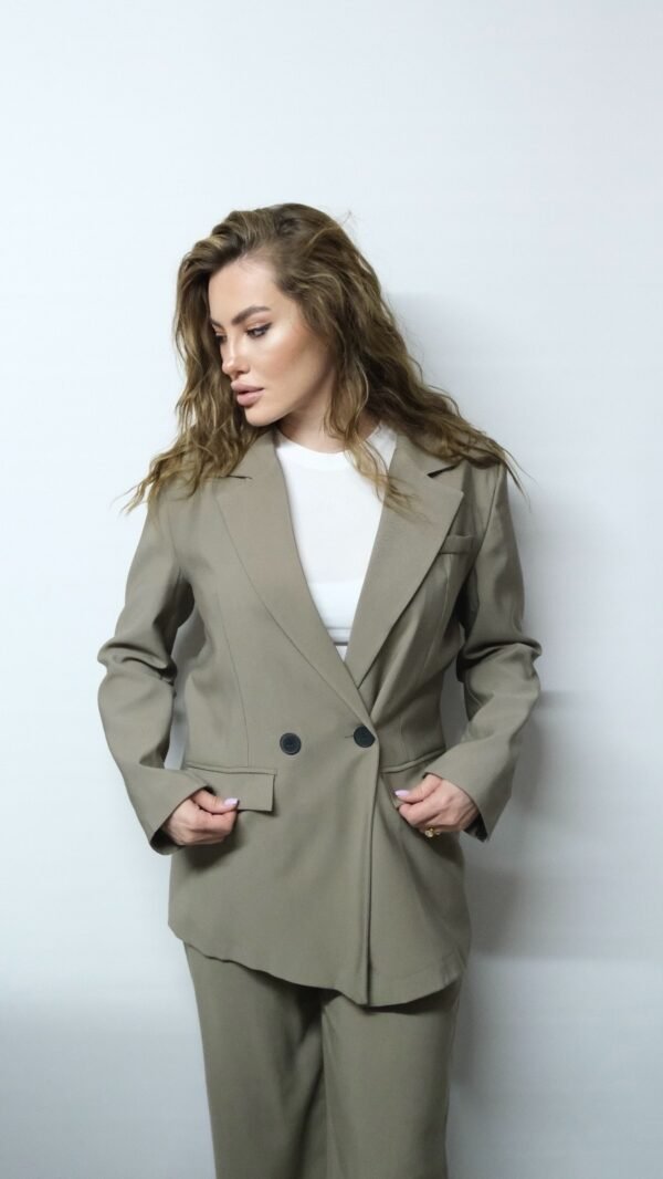 Blazer and Pants Set - Image 4