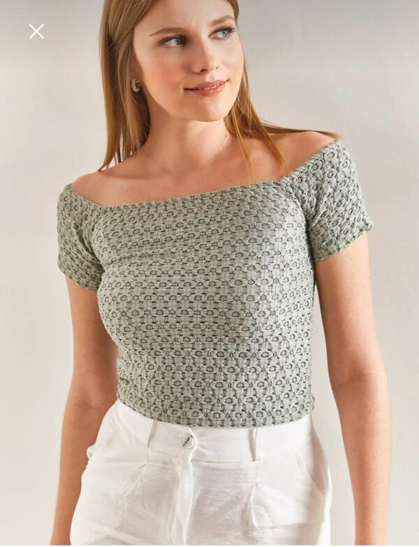 Lace Detail Crop - Image 5
