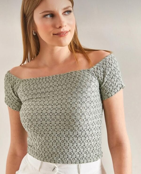 Lace Detail Crop - Image 6