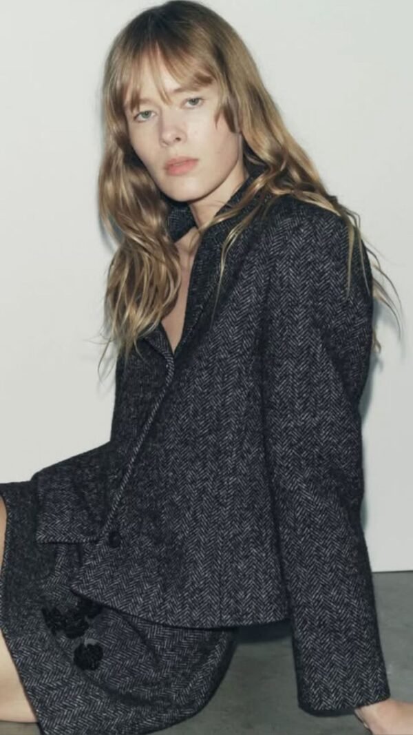 Zr Dark Grey Embroidered Jacket Skirt Suit