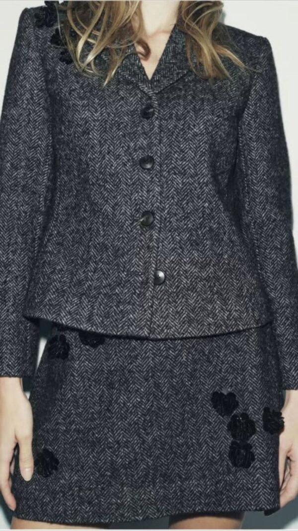 Zr Dark Grey Embroidered Jacket Skirt Suit - Image 2