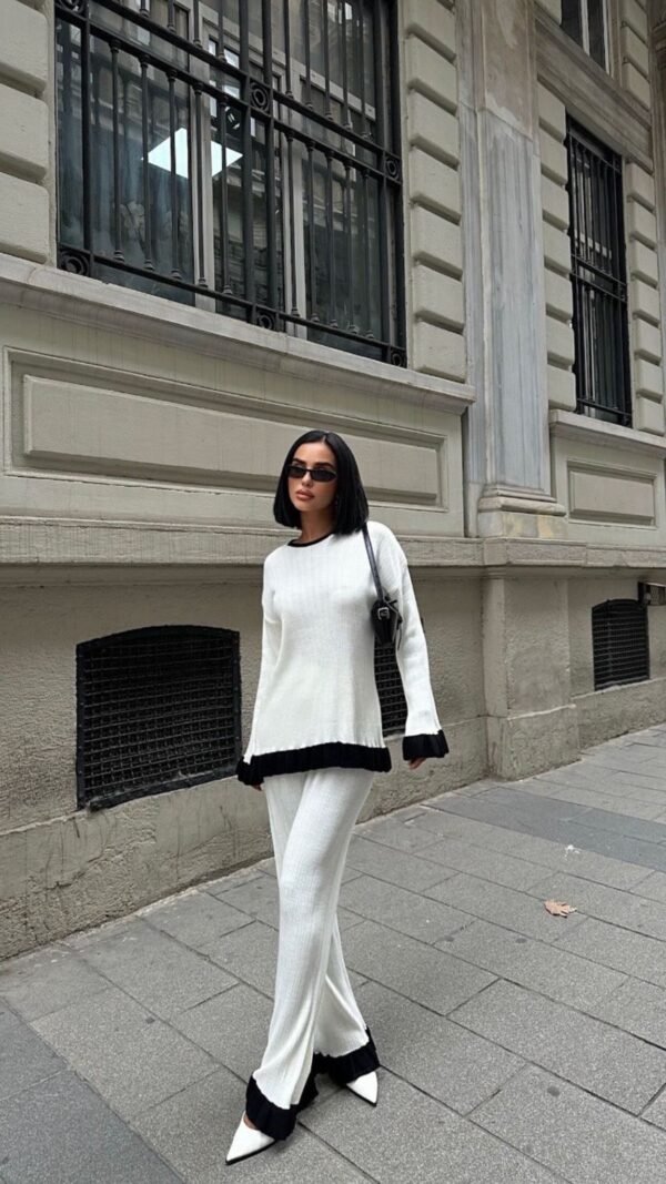Knitwear Ruffle Detailed Suit