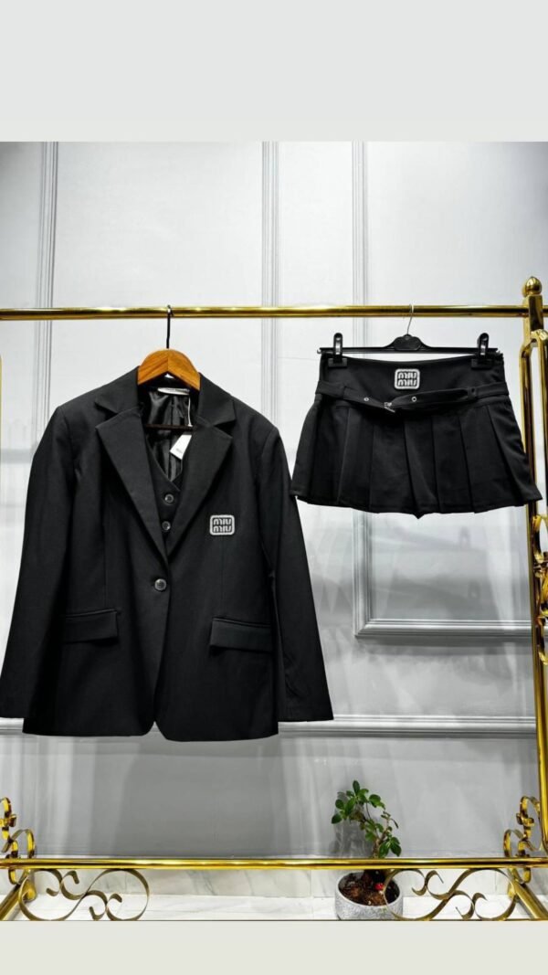 Miu Miu Blazer Jacket Short Skirt Set - Image 5